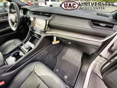 2027 Jeep Grand Cherokee GRAND CHEROKEE LIMITED 4X4