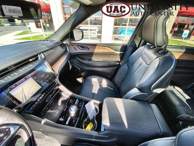 2027 Jeep Grand Cherokee GRAND CHEROKEE L SUMMIT 4X4