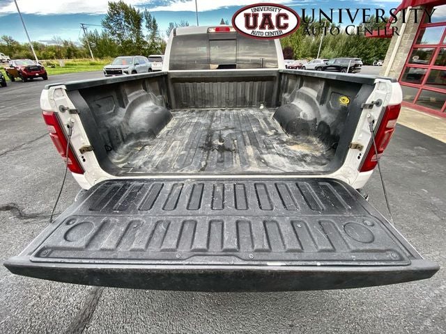 2019 RAM 1500 Laramie Crew Cab 4x4 6'4' Box