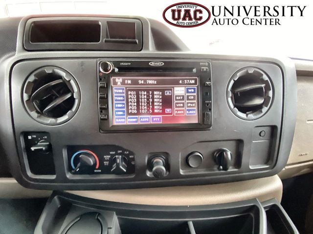 2011 Ford E-450 Cutaway Base