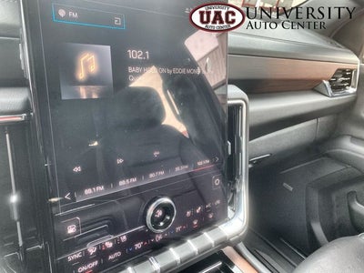 2025 GMC Yukon 4WD Denali