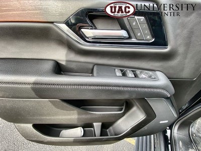 2025 GMC Yukon 4WD Denali