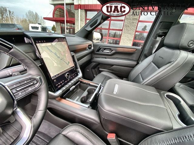 2025 GMC Yukon 4WD Denali