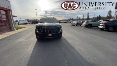 2025 GMC Yukon 4WD Denali