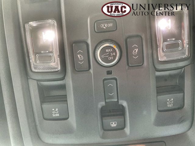 2025 GMC Yukon 4WD Denali