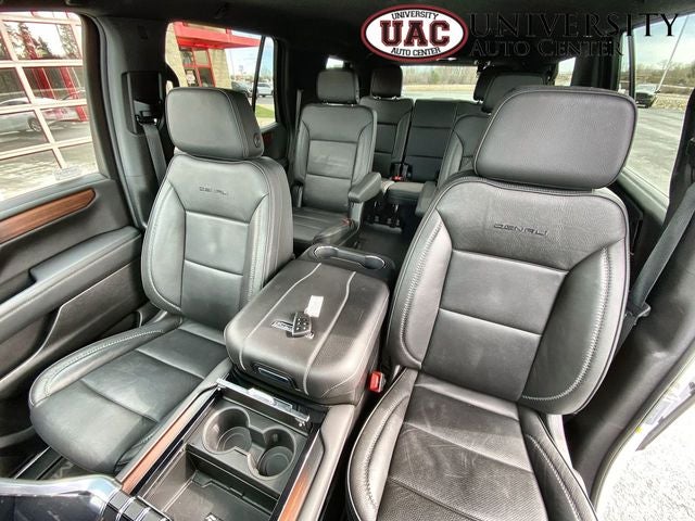 2025 GMC Yukon 4WD Denali