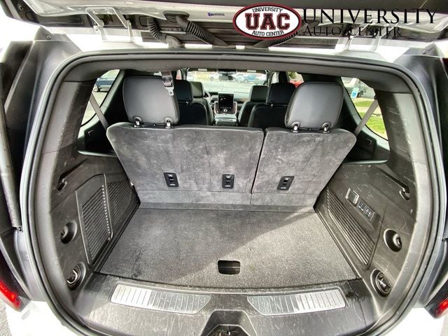 2025 GMC Yukon 4WD Denali