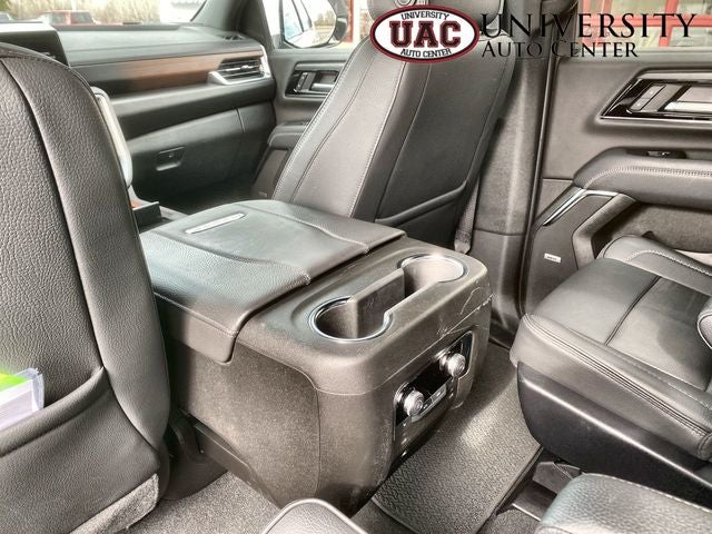 2025 GMC Yukon 4WD Denali