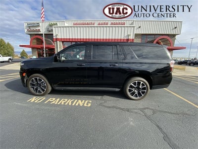 2024 Chevrolet Suburban 4WD RST