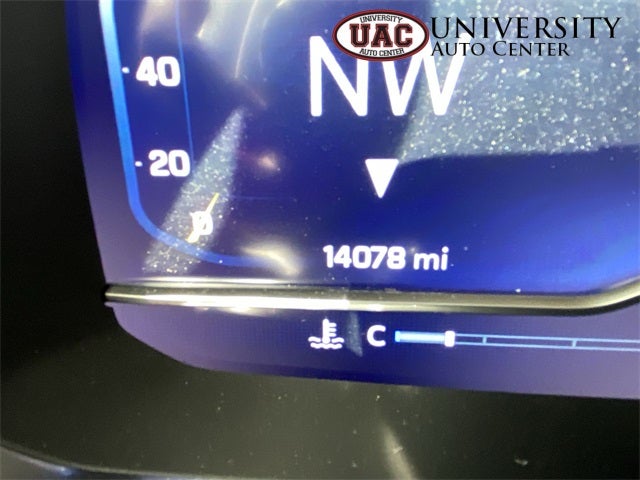 2024 Chevrolet Suburban 4WD RST