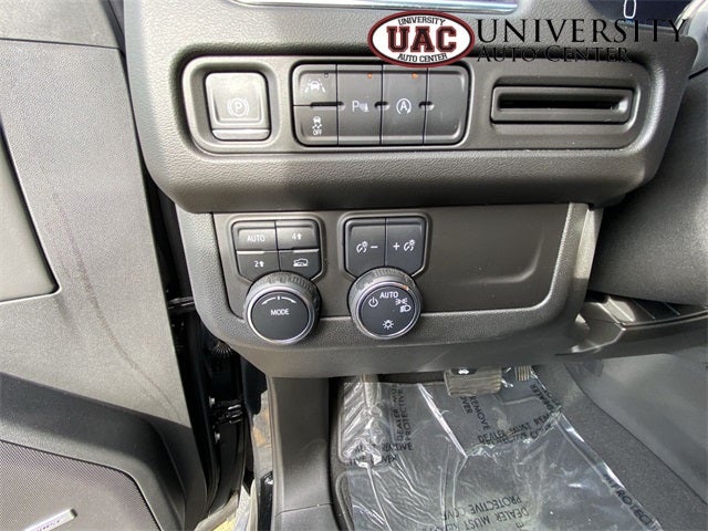 2024 Chevrolet Suburban 4WD RST