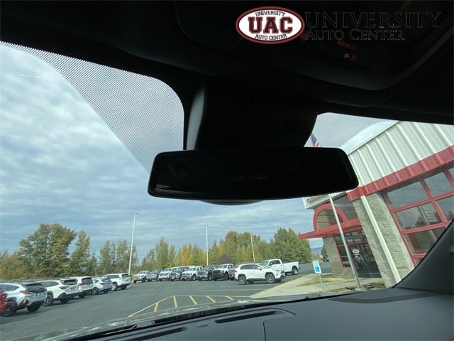 2024 Chevrolet Suburban 4WD RST