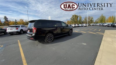 2024 Chevrolet Suburban 4WD RST