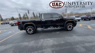 2022 GMC Sierra 2500HD 4WD Crew Cab Standard Bed Denali