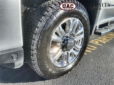 2023 GMC Sierra 2500HD 4WD Crew Cab Standard Bed Denali