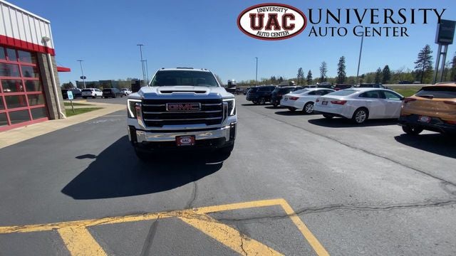 2024 GMC Sierra 3500HD 4WD Crew Cab Long Bed SLT