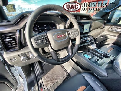 2025 GMC Sierra 2500HD 4WD Crew Cab Standard Bed AT4