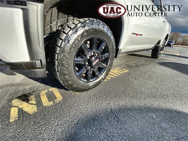 2025 GMC Sierra 2500HD 4WD Crew Cab Standard Bed AT4