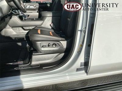 2025 GMC Sierra 2500HD 4WD Crew Cab Standard Bed AT4