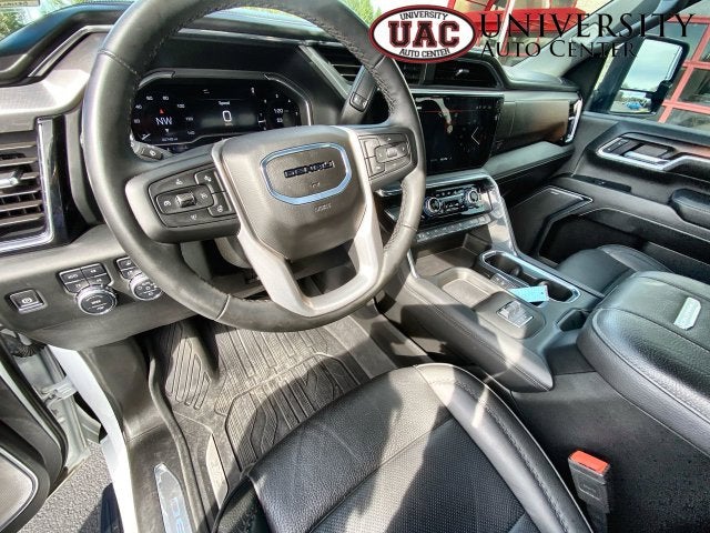 2025 GMC Sierra 2500HD 4WD Crew Cab Standard Bed Denali