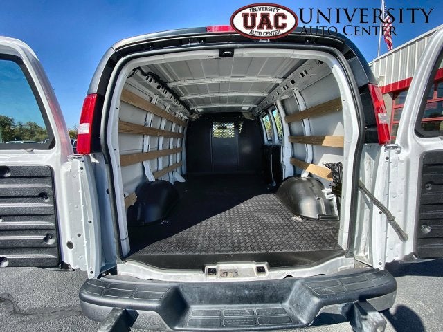 2025 GMC Savana Cargo RWD 2500 Regular Wheelbase Work Van