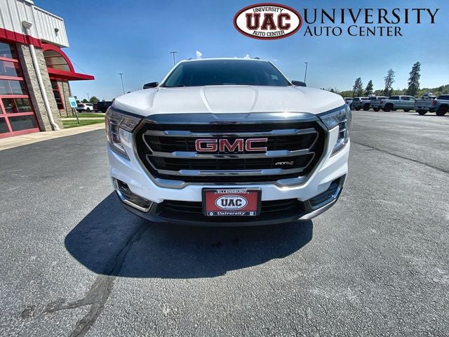 2024 GMC Terrain AWD AT4