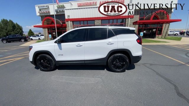 2024 GMC Terrain AWD AT4