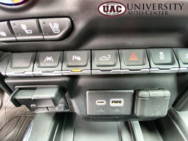 2022 GMC Sierra 1500 Limited AT4