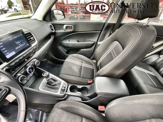 2022 Hyundai Venue SEL