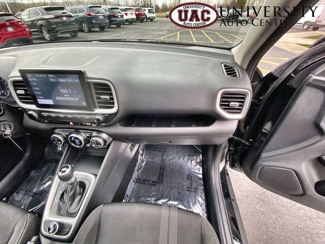 2022 Hyundai Venue SEL