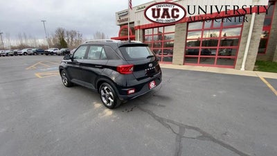 2022 Hyundai Venue SEL