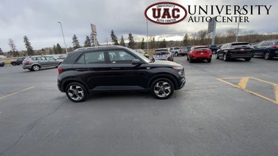 2022 Hyundai Venue SEL